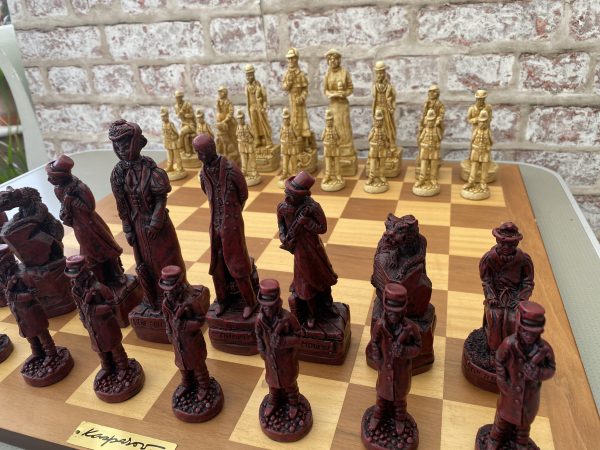 Berkeley Chess Ltd - Large Sherlock Holmes Chess Pieces - Red - Image 17