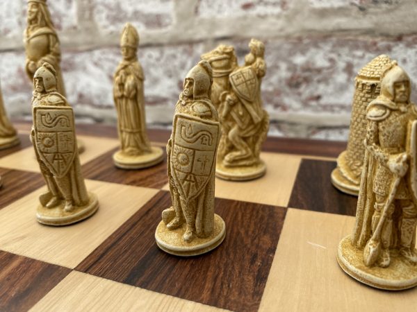 Berkeley Chess - Small Camelot Chess Set - Red - Image 9