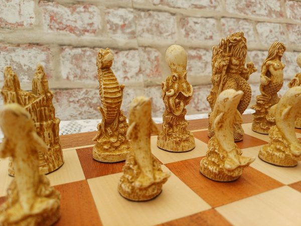 Berkeley Chess - Sea Life Chess Set - Red - Image 4