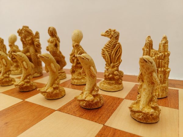 Berkeley Chess - Sea Life Chess Set - Red - Image 11