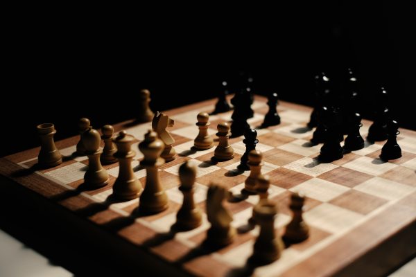 World Chess Ltd - 12" Travel Chess Set - Image 17