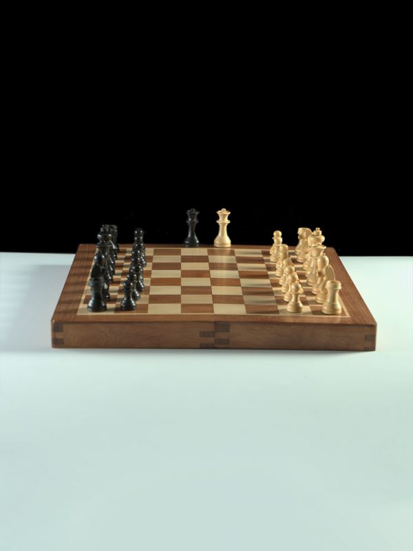 World Chess Ltd - 12" Travel Chess Set - Image 4