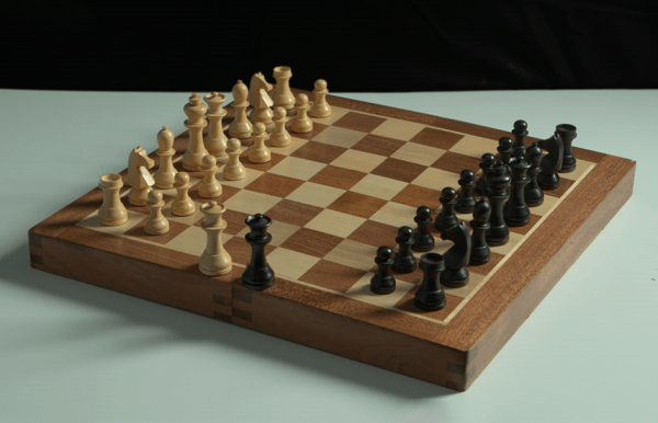 World Chess Ltd - 12" Travel Chess Set