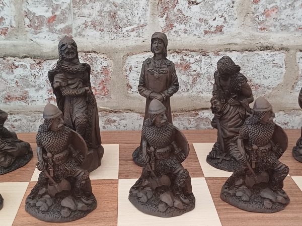 Very Large Viking Raiders Chess Set - Brown - Image 4