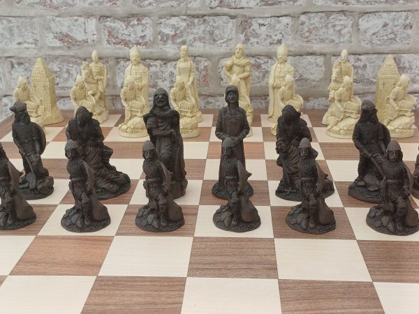 Very Large Viking Raiders Chess Set - Brown - Image 11