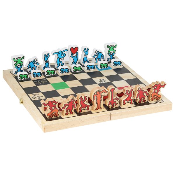Artistry in Play: The Keith Haring Chess Set - Image 4