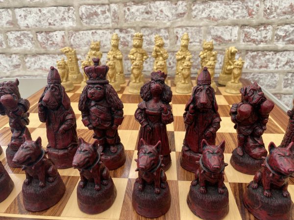 Berkeley Chess Ltd - Cats and Dogs - RED