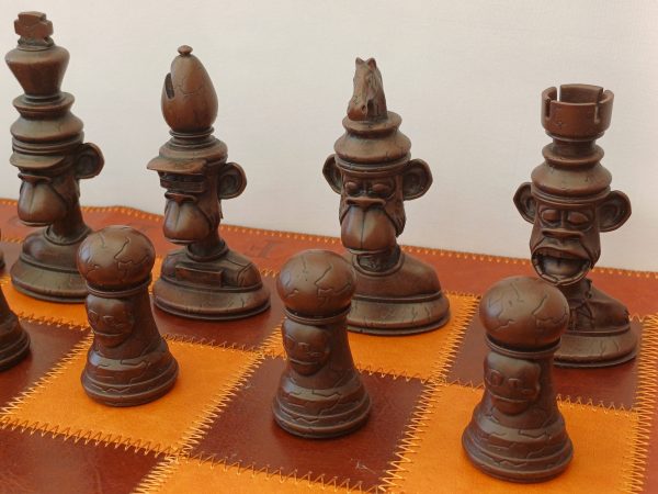 Bored Ape Yacht Club Chess Set – BROWN - Image 2