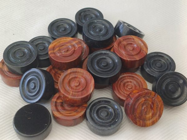 Red and Black Marble Draughts Pieces - Image 5