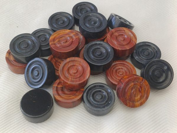 Red and Black Marble Draughts Pieces - Image 6
