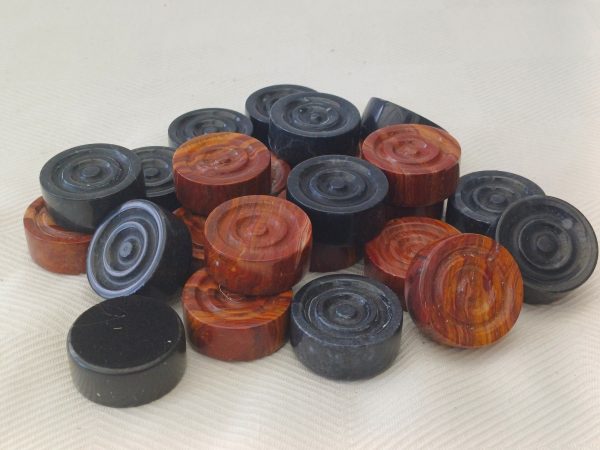 Red and Black Marble Draughts Pieces - Image 8