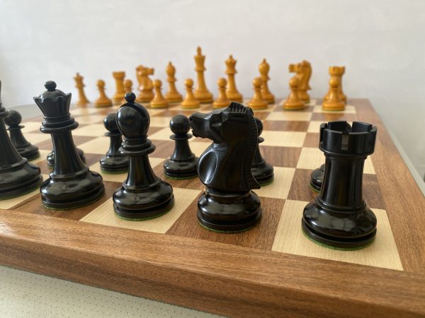 Bobby Fischer Triple Weight Chess Set - Antique Ebonised - Image 12