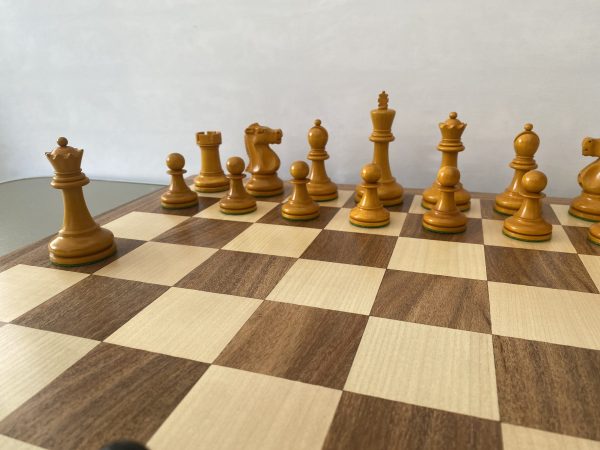 Bobby Fischer Triple Weight Chess Set - Antique Ebonised - Image 8