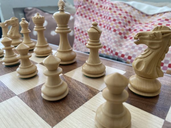 The Bara set of Triple Weighted Chess Pieces in Acacia - Image 12
