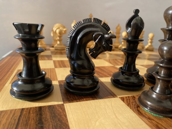 The Manchester set of Chess Pieces in Ebony - Image 7
