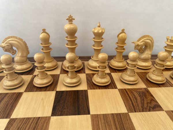 The Manchester set of Chess Pieces in Bud Rosewood - Image 2