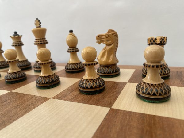 The Spector Gloss Double Weighted Chess Pieces - Image 5