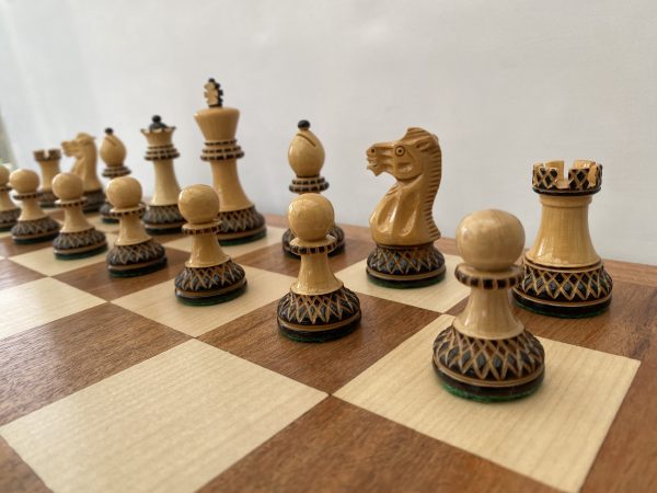 The Spector Gloss Double Weighted Chess Pieces - Image 15