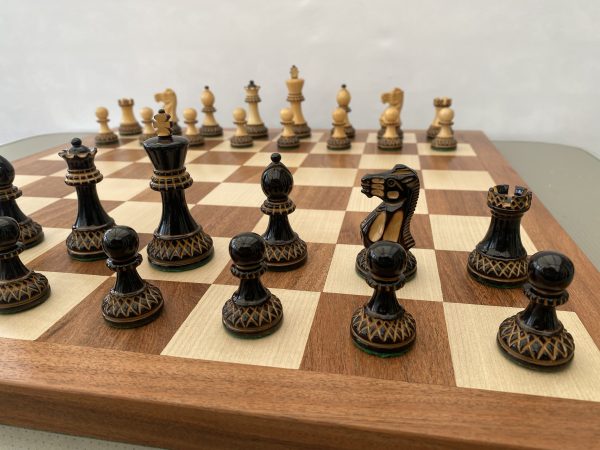 The Spector Gloss Double Weighted Chess Pieces - Image 9