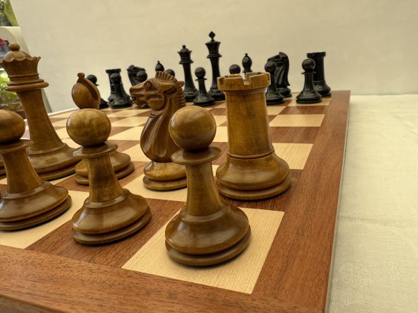 The Tuscany - Ebony and Antique Style Chess Set - Image 13