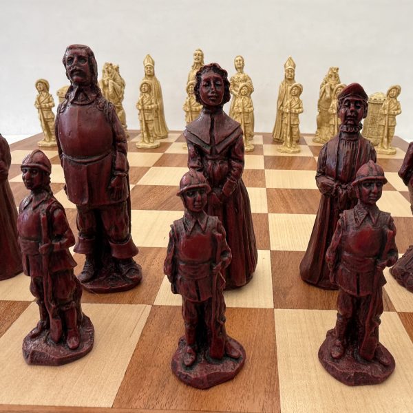 Cavaliers and Roundheads - Red