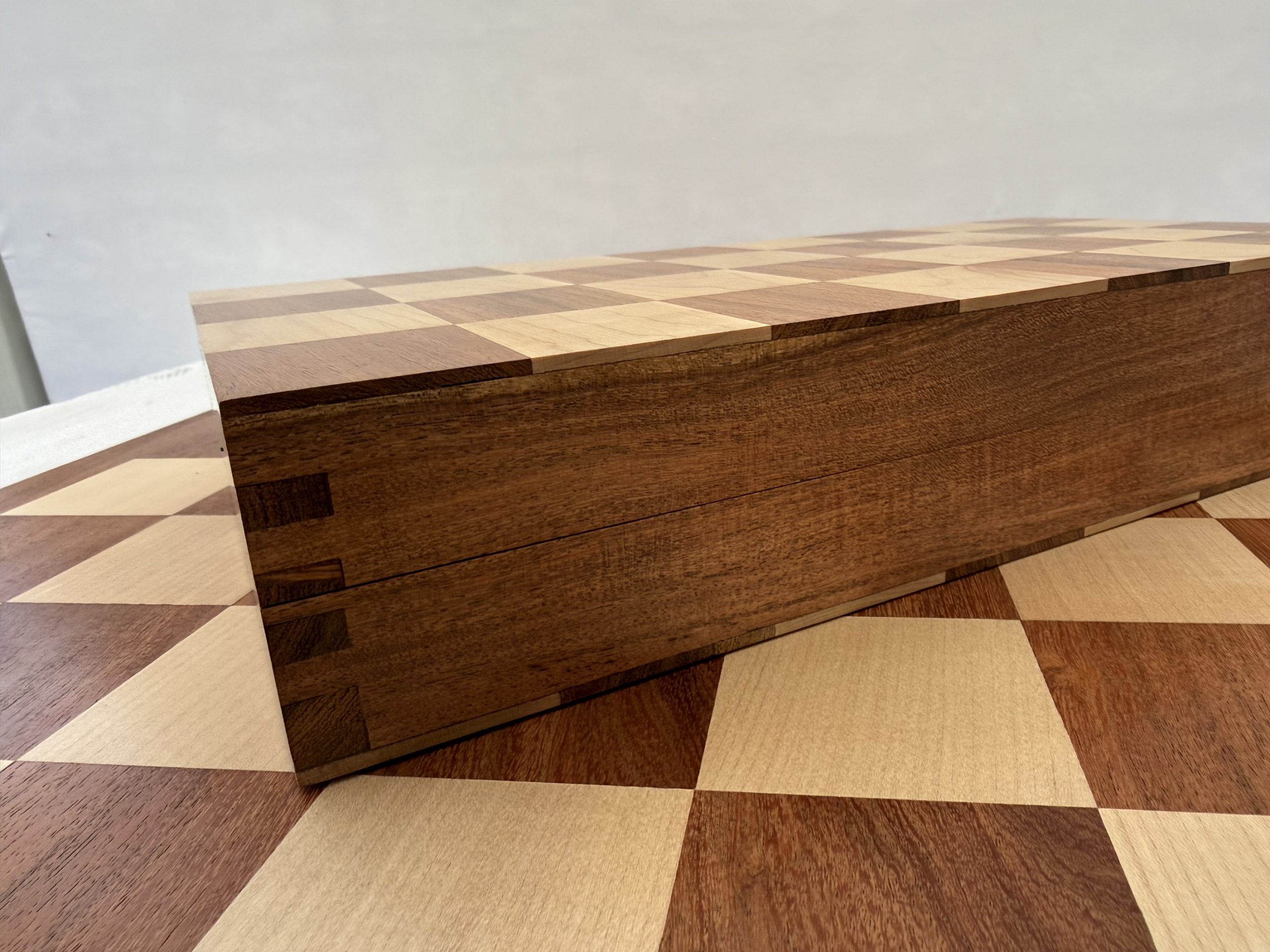 The World Chess PRO Edition 14" Travel Set - Image 15