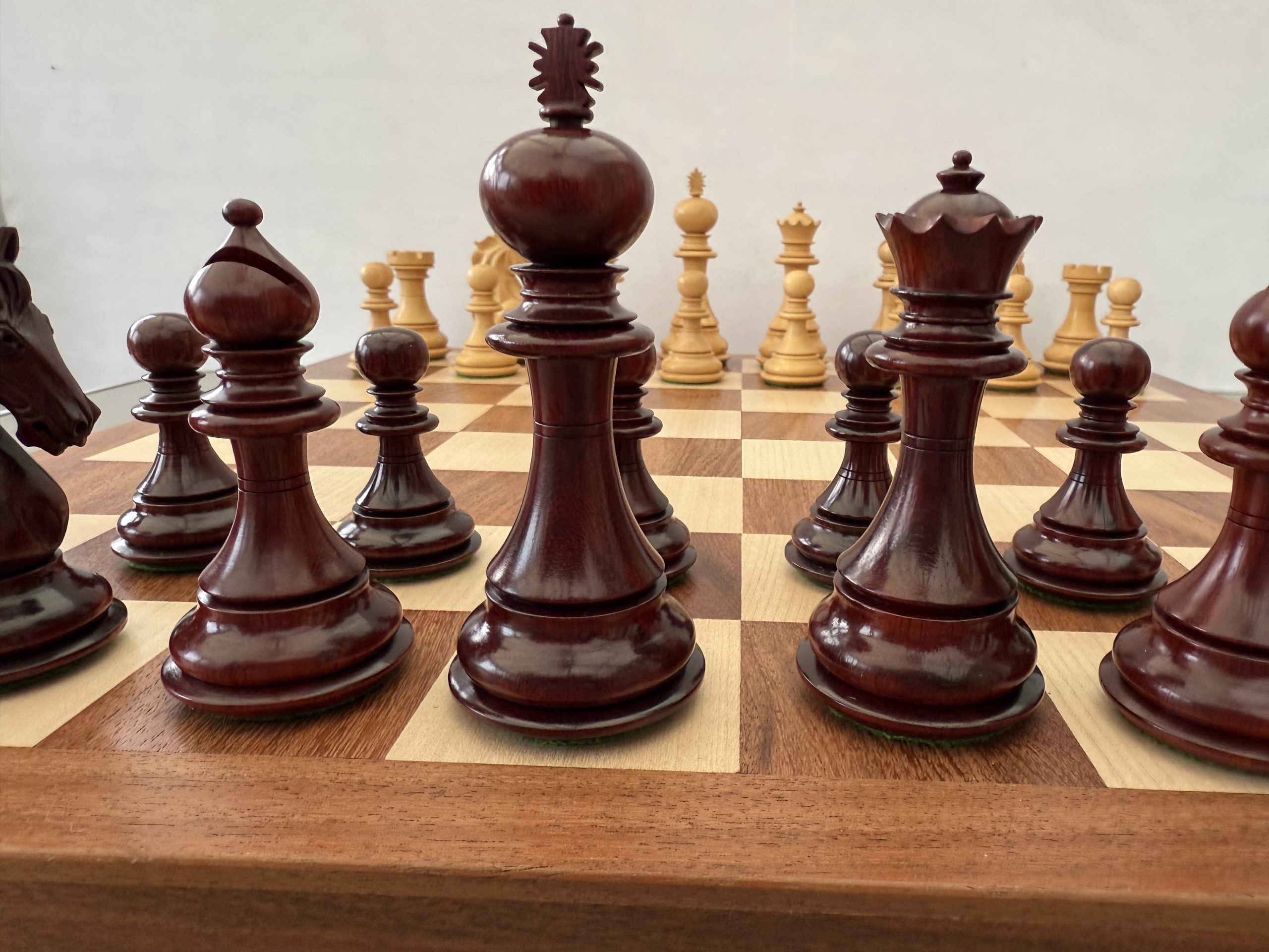 The Sarajevo Bud Rosewood Chess Pieces - Image 9